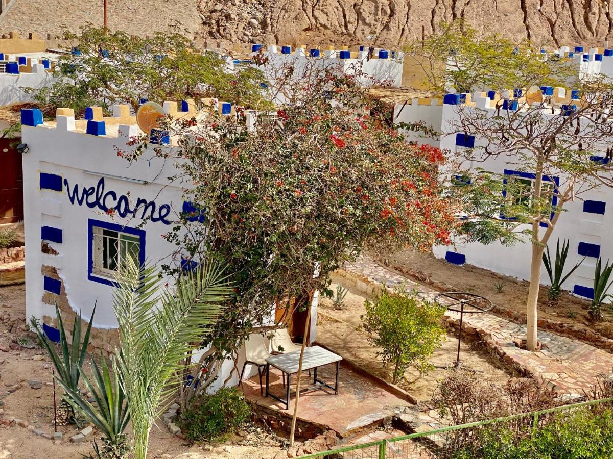 Bedouin Moon Village - Aqaba Al Burj Esterno foto